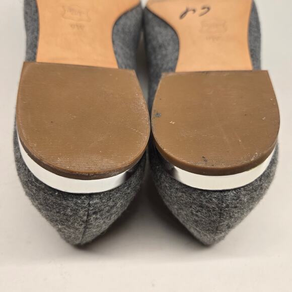 Talbots Ryan Gray Flannel Novelty Loafers with Holiday Dachshund Dog - Size 9W - Picture 10 of 11